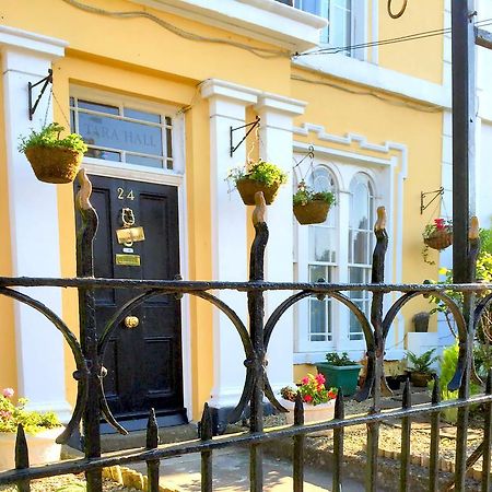 Tara Hall Accommodation Dun Laoghaire Phòng bức ảnh