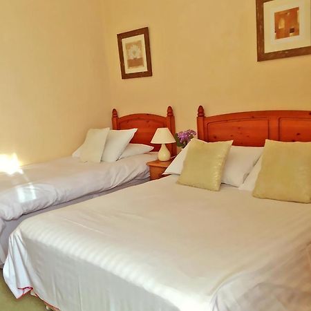 Tara Hall Accommodation Dun Laoghaire Ngoại thất bức ảnh