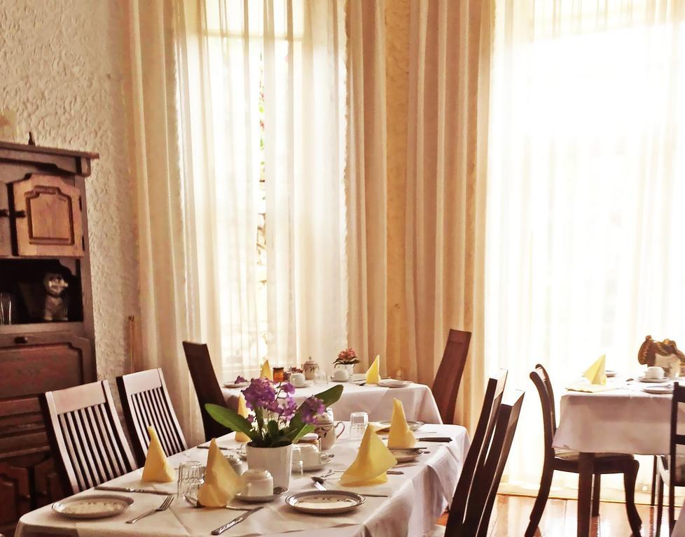 Tara Hall Accommodation Dun Laoghaire Phòng bức ảnh