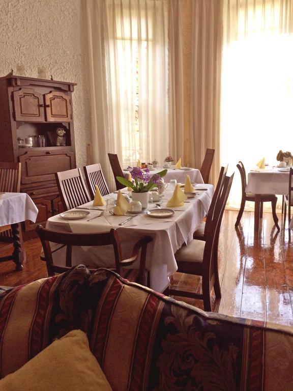 Tara Hall Accommodation Dun Laoghaire Phòng bức ảnh